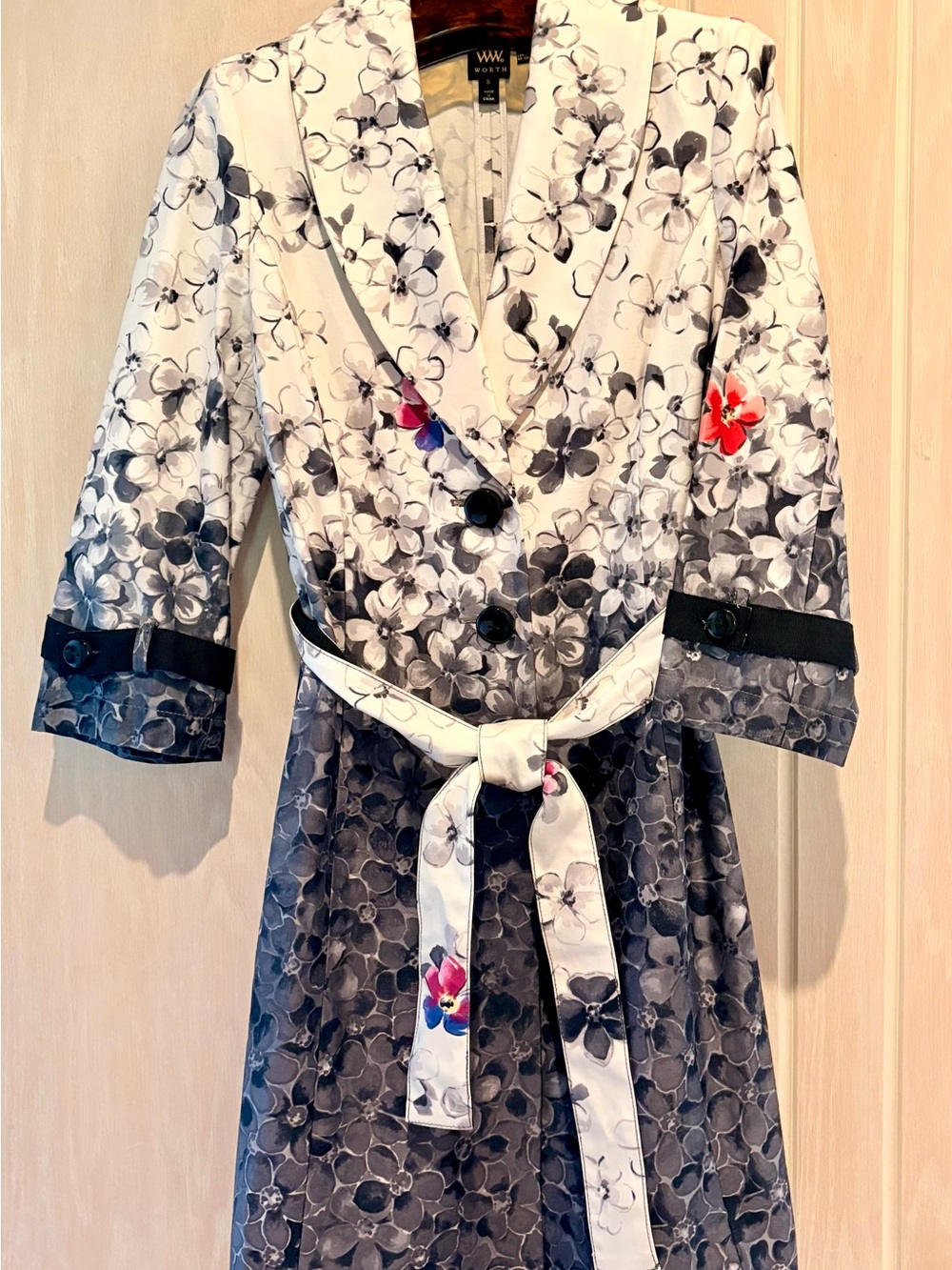 Worth Cream and Gray Floral Trench-Style Coat with Belt